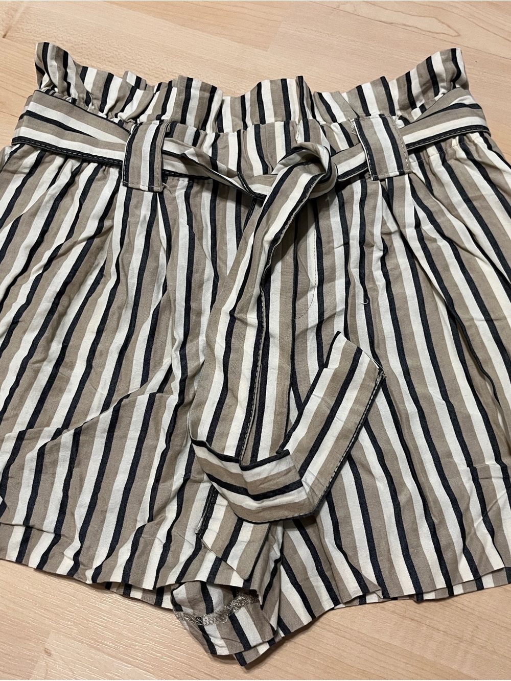 Zara High-Waist Paperbag Shorts in Black & Tan Stripes